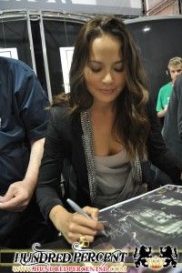   Signed Cast Poster Comic Con SDCC Noah Wyle Moon Bloodgood TNT