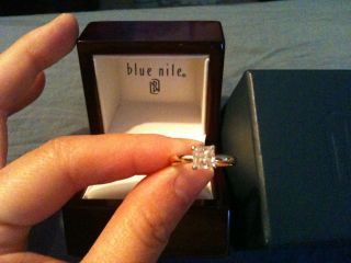 Blue Nile Radiant Cut 18k Diamond Engagement Ring 1.01ct H/SI2  GIA 