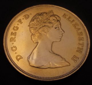 Queen Mother Birthday Gold Coin Elizabeth II ( £5 Size) Silver Royal 