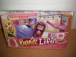 Bratz Life Plug N Play Live Bratz Life Live It Game Console Remote 