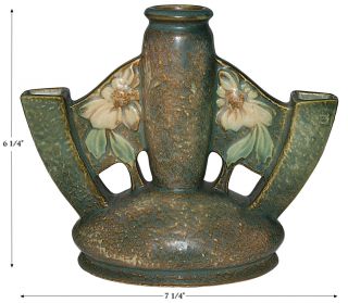  Roseville Dahlrose 6" Triple Bud Vase