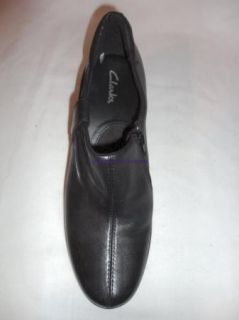 New CLARKS black LEATHER ankle zip 2 Heel PANTS Shoes BOOTS 8 M