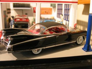   only to purchasers of the 1959 Cadillac Eldorado Biarritz Convertible