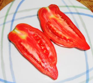 2013 Fresh Seeds ~ 25 count ~ CHINESE ~ Organic Heirloom Tomato