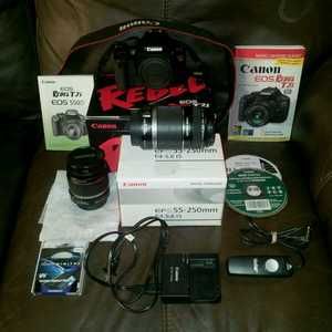 Canon EOS Rebel T2i 550D kit with 18 55 IS 55 250 IS UV filter remote 