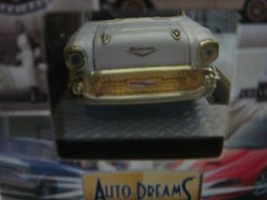 M2 MACHINES AUTO DREAMS 1957 CHEVY 150 GOLD CHASE CAR IN DISPLAY CASE 