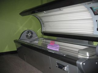 The 42 lamp VIP 442 tanning bed uses a proprietary phosphor blend 