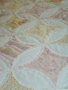 Fine Country Cottage Cathedral Ceiling Vintage Butter Yellow Rose Pink 