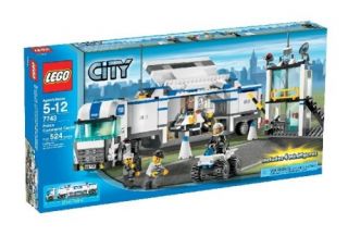 LEGO City Police Command Center 7743 Contains 524 pieces NEW