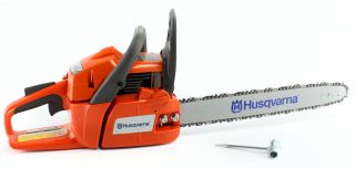 Husqvarna 240 18 38 2cc Gas Powered Chain Saw Chainsaw