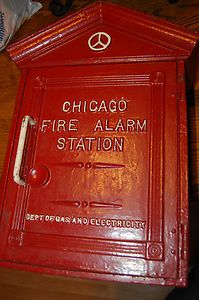 1907 1922 Chicago Fire Alarm Call Box gamewell bar restaurant 