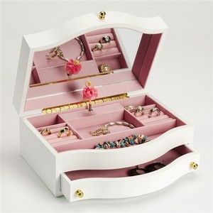 Childrens Musical Jewelry Box with Spinning Ballerina. Music Box plays 