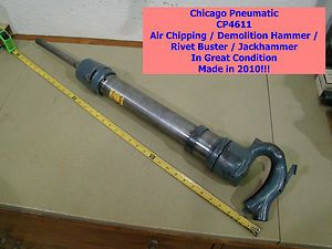 Chicago Pneumatic CP4611 Air Chipping Demolition Hammer Rivet Buster 