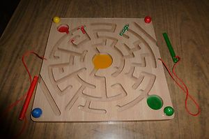 Wooden Magnetic Maze Board Game Puzzle Toddler Kids Travel GUC HTF 