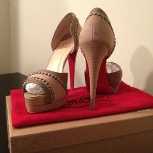 Auth Christian Louboutin Henry Studded Beige Suede Peeptoe 140 DOrsay 