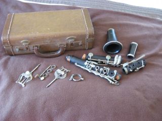 Vintage Clarinet for Parts with Case Musical Instruments Ambassador FE
