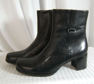 Clarks Black Leather Side Zip Ankle Boots 11 M New