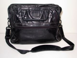 Tumi All Leather Black Briefcase Messenger Bag Style 9601D3