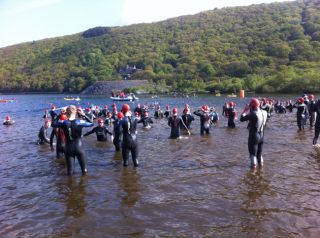 The swim leg was reduced to 750m due to the low temperatures on the