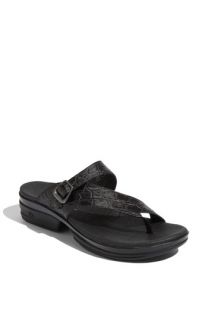 Aravon Quinn Sandal