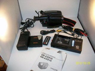 JVC Camcorder Compact VHS GR AX910 w Accessories