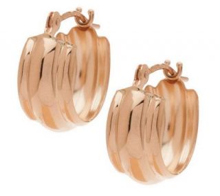 Polished Ribbed Huggie Hoop Earrings 14K Gold —