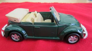 Collectible Diecast Green Maisto Volkswagen 1303 Cabriolet T Toy