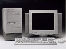 Packard Bell Multimedia F170 166MHz Pentium —