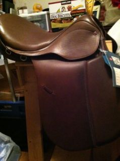 New Courbette Futura All Around Jumping Saddle