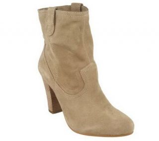 Makowsky Suede Pull on Stacked Heel Ankle Boots   A211965