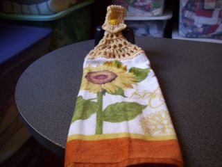 Crofts Barrow Sunflower Crochet Top Kitchen Towel