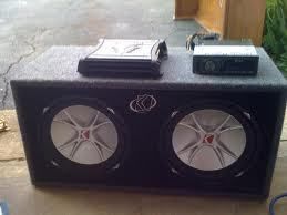  12" Kicker cvr Subwoofers with Amp