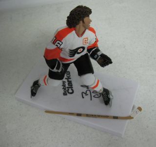 McFarlane Figure Figurine Bobby Clarke Philadelphia Flyers Auto Signed