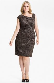 Adrianna Papell Side Ruched Metallic Sheath Dress (Plus)