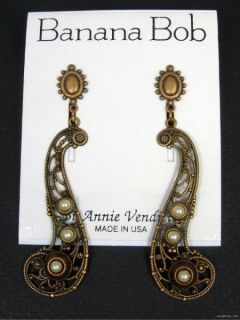  Vintage SWAROVSKI PEARL CRYSTAL Dangle FILIGREE Pierced Earrings USA