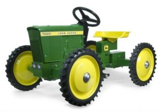 John Deere 7020 Articulated 4WD Pedal Tractor