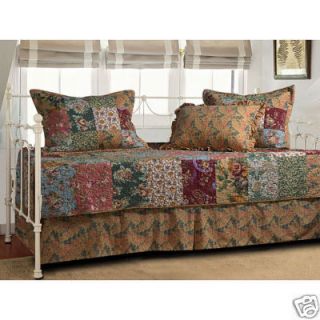 Antique Chic Reversible Quilted 5pc Set Daybed Bedding