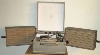 THE VOICE OF MUSIC 1961 model 316 Deluxe Portable Stereophonic System