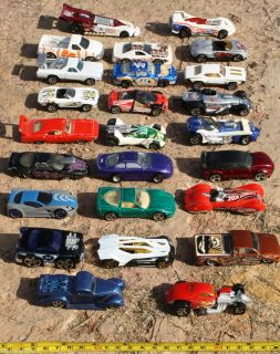 Lot of 25 Hot Wheels Cars 1 64 Diecast Mattel