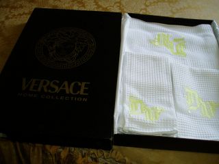 100% Auth. VERSACE White Towel Set (5 piece) w/ Donatella Versace Logo
