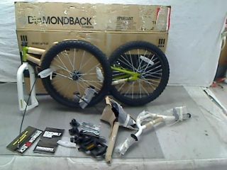 Diamondback 2013 Junior Viper BMX Bike with 20 Inch Wheels (Green, 20