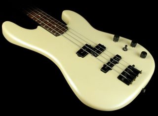 Fender Duff McKagan Signature Precision Bass Guitar Pearl White