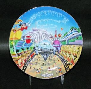 Disney World 25th Anniversary Tomorrowland Collector Plate