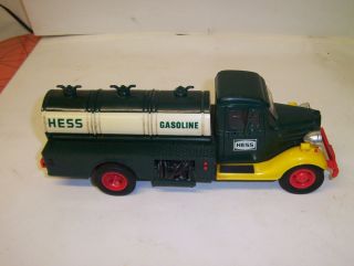 OLD 1985 FIRST HESS GASOLINE TRUCK
