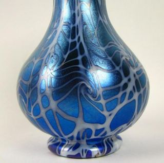 Durand Blue and White iridescent King Tut Pattern Art Glass Vase