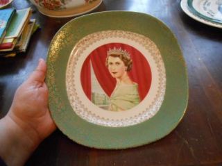  Smith & Taylor Queen Elizabeth II Plate 1953 Painted By Allen Hughes