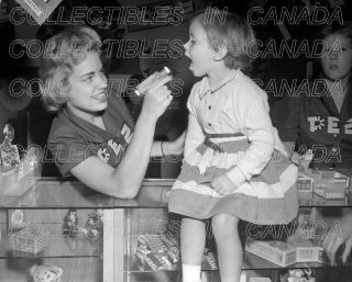 Pez Display Booth Early 50S★TORONTO Canada Gun Shoots Candy CNE