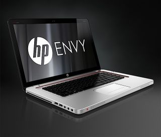 HP Envy 17 3077NR 17 3 Notebook i7 2670QM 8GB 750GB Radeon 7690 Beats