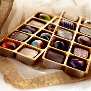  artisan chocolates 20 piece box note customer pick rating 21 $ 39 95