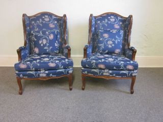 Ethan Allen Pair of Louis XV French Style Living Room Chairs